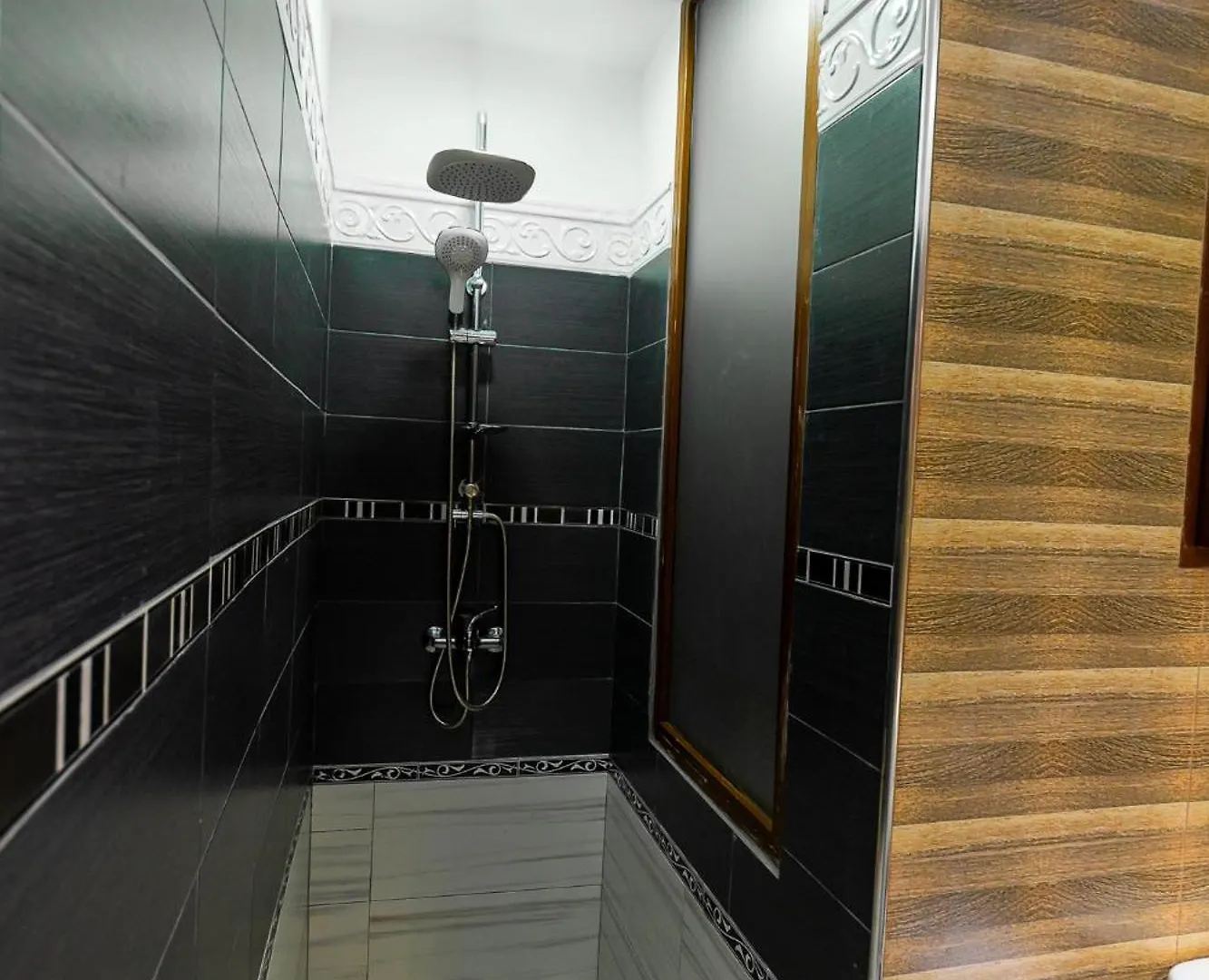 Modern Condo In Selanik Daire